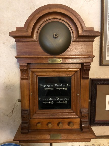 1B760BBD-7278-4A09-8FD4-22EBE1EA8771