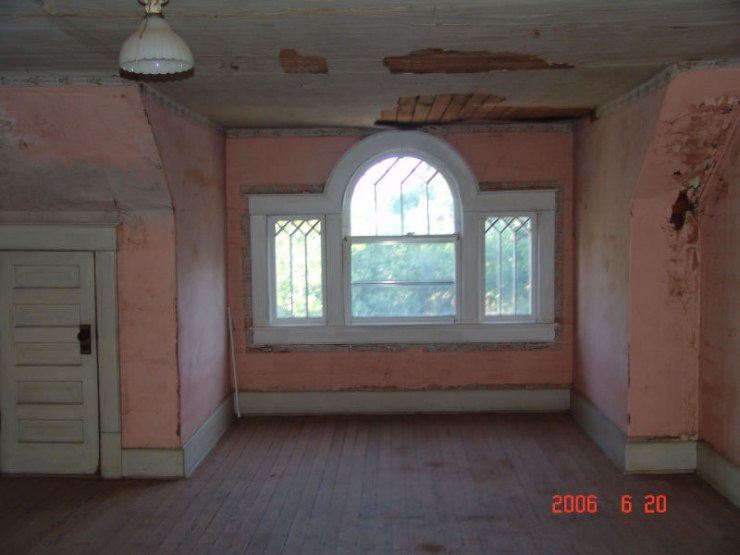 43third_floor_bedroom_damage_jpg