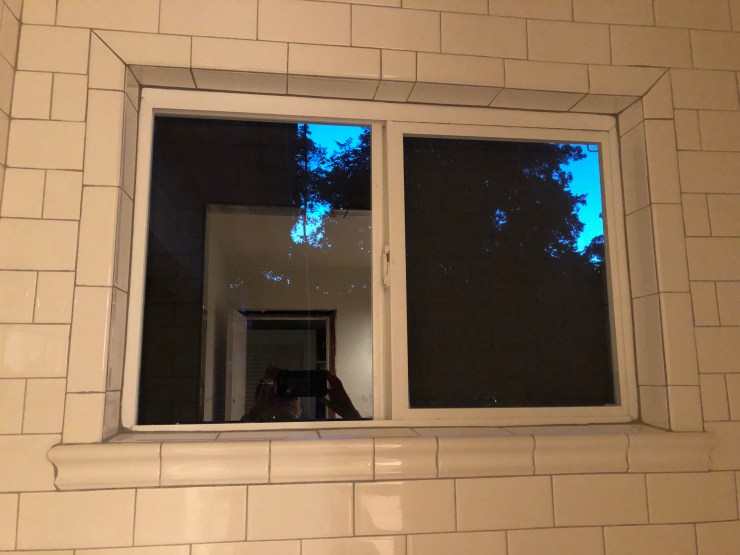 B9E0C17D-2060-4BB3-87EF-570339478D12