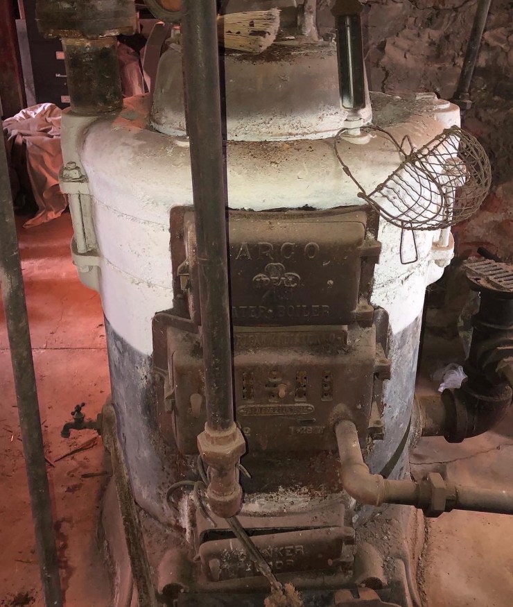 83A1A6C1-2428-4C00-A095-E7695FEAA03D