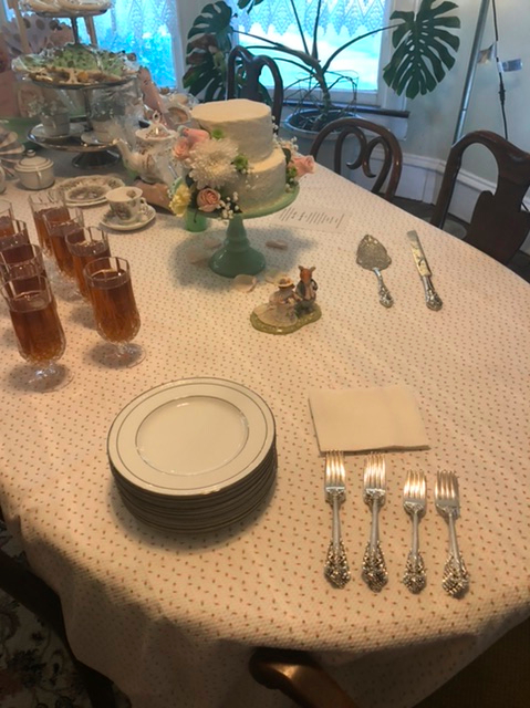 8EEEC292-0644-439A-98DC-51D808E863DB